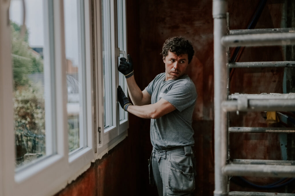 window installer and home builder vs retrofit profit margin