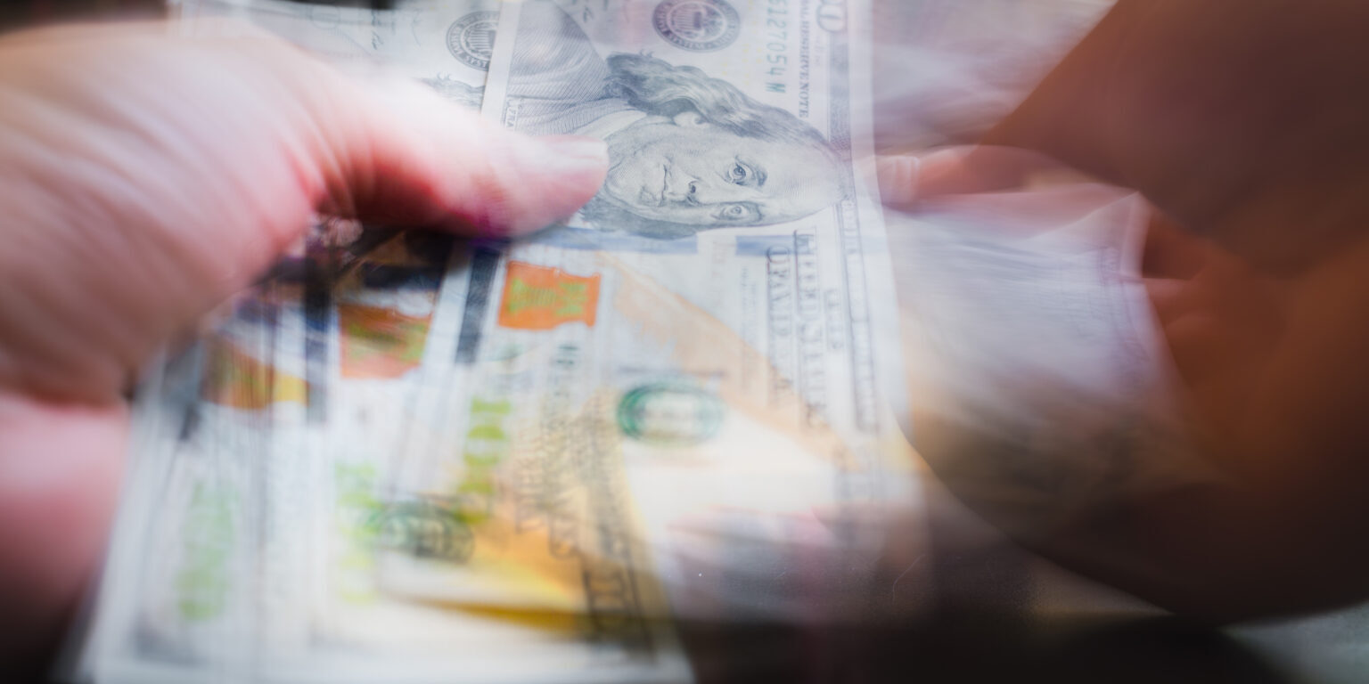 Investors are counting dollar bills quickly, the idea of the dollar's value fluctuating in the global market is constantly rising and falling.